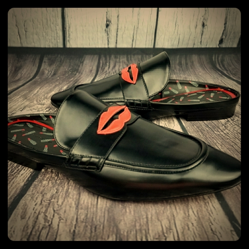 Zara women Black Loafer Mules with Red Lips 👄